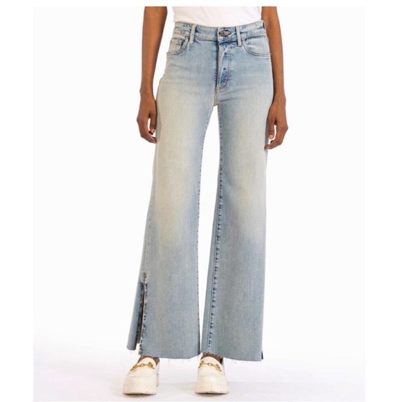 Kut from the Kloth Denim - Kut 20W High-Rise Meg Fab Ab Wide Leg 0938 Raw Hem Jeans Light from the kloth